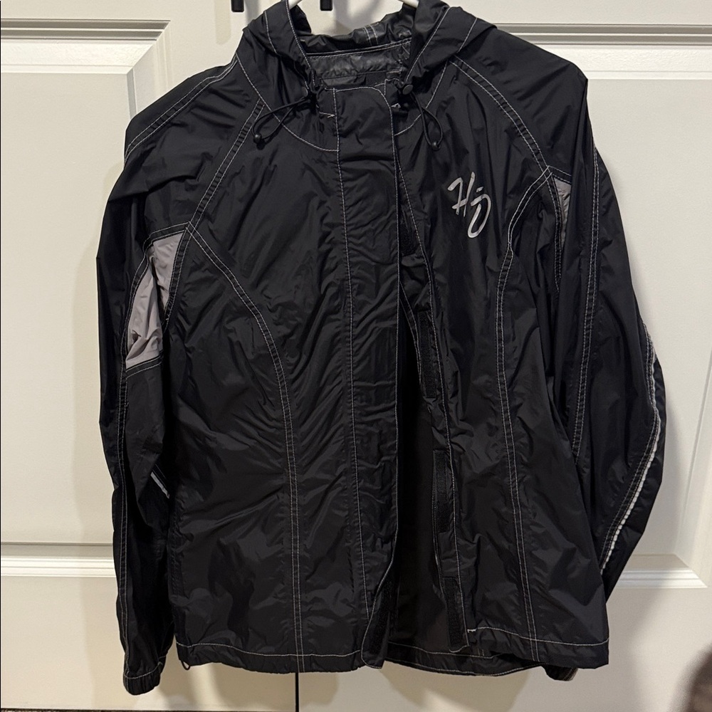 Harley-Davidson small women’s rain suit, pants and jacket reflective Black